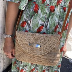 Raffia shoulder bag Tea color