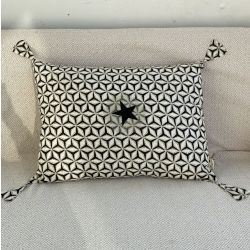 Boncoeurs Stars Cushion Black