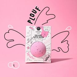 Pink planet bath ball