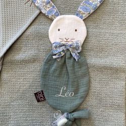 Pacifier clip Perlimpimpin Forget-me-not green