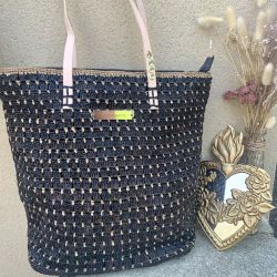 Black raffia tote bag