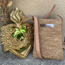 Shoulder phone bag - raffia