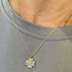 Clover necklace - glitter silver