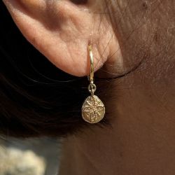 Enamel drop hoop earrings - Glittery gold