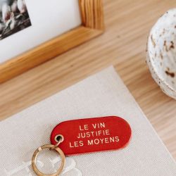 Leather key ring - Wine justifies the means