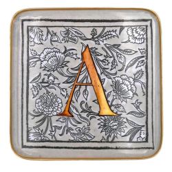 Enamelled tray Boncoeurs quatro letter A