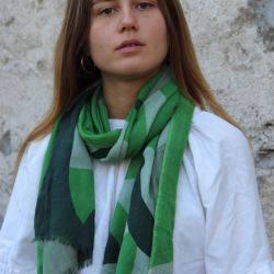 Green infinity wool scarf