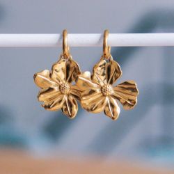 Flower earring