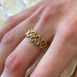 Hearts Ring