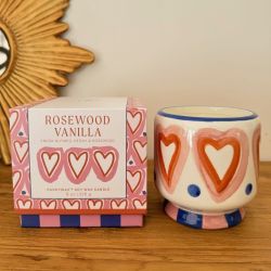 A Dopo Ceramic Candle "Hearts" hand painted - Vanilla and Rosewood