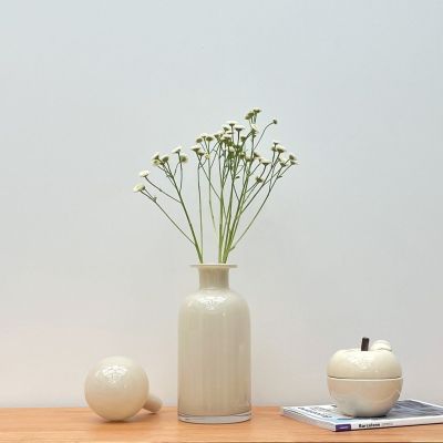 Pom'Glow White Scented Candle - Patchouli
