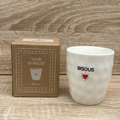 Kisses message cup