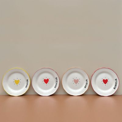 Set of 4 dessert plates with heart message