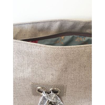 Custom Women's Shoulder bag - Customizable bag- Ribbon and chain flow- Shiny linen