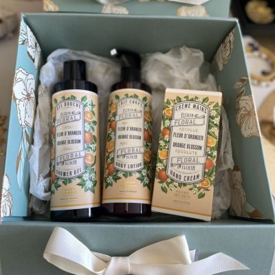 box - cream, shower gel, body cream