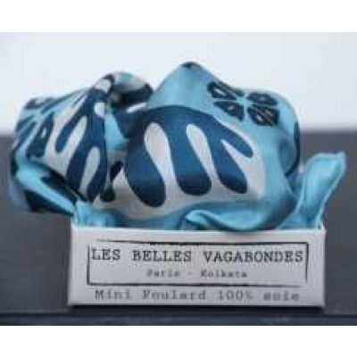 Les belles Vagabondes - mini silk scarf in its pretty box