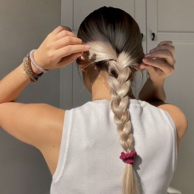 Kknekki hair elastic, also wearable as a bracelet