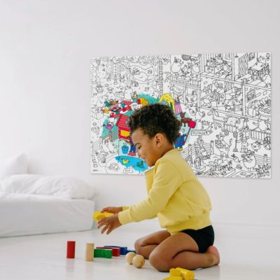 Giant coloring set