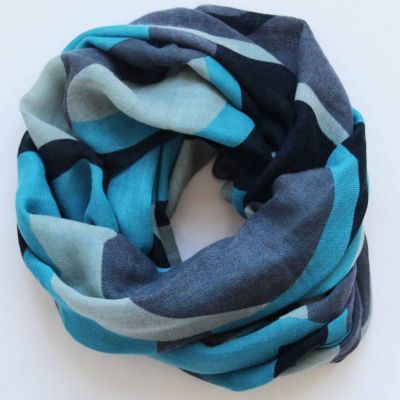 Very soft and fine 100% wool scarf, 70 x 180 cm