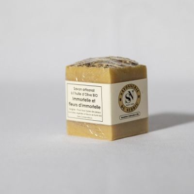 Nebbiu Soapworks - Immortelle soap and immortelle flowers