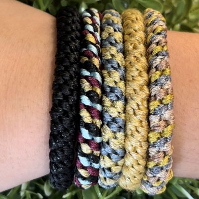 Composition of KKNEKKI scrunchies in bracelets