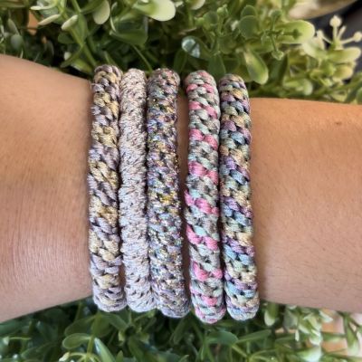 Composition of KKNEKKI scrunchies in bracelets