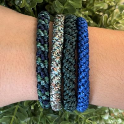 Composition of KKNEKKI scrunchies in bracelets