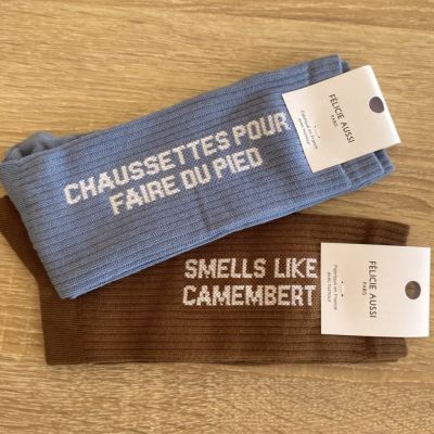 Félicie Aussi - Men's socks with message