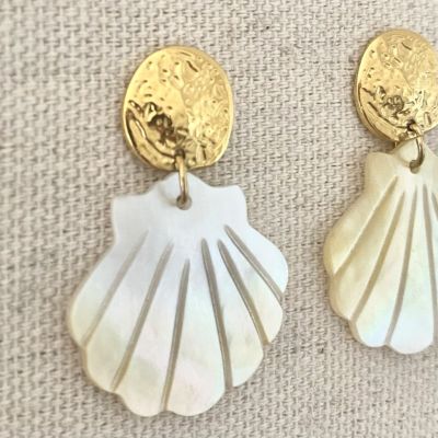 Shell earrings