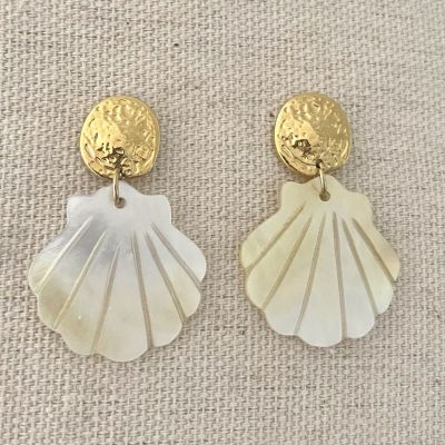 Shell earrings