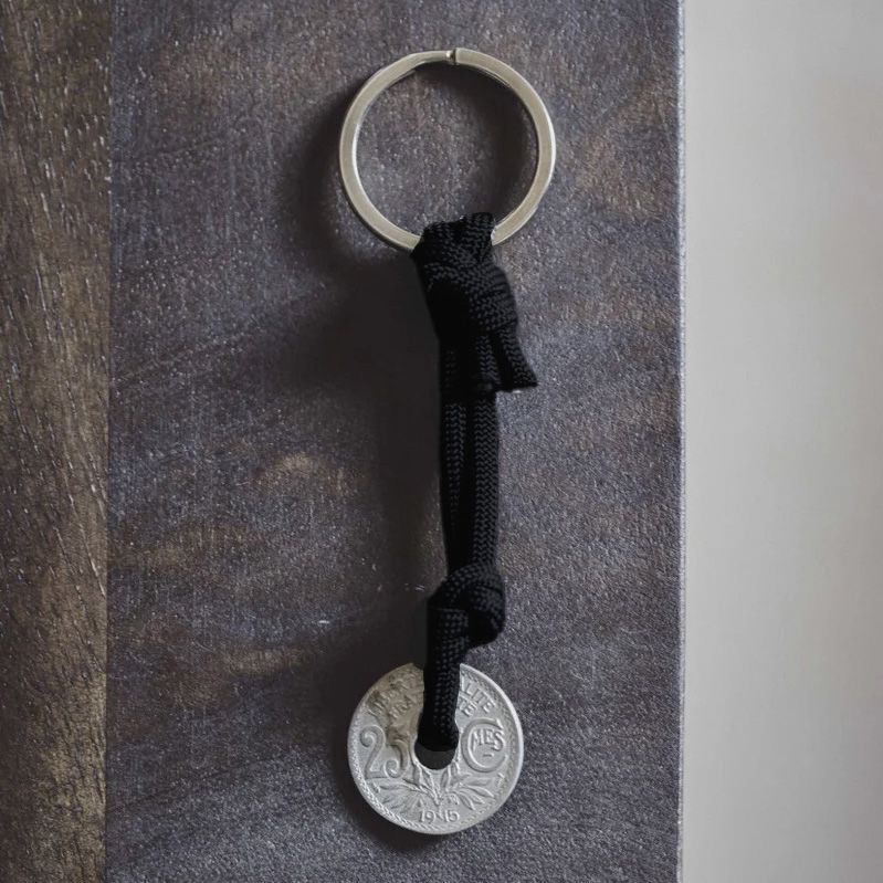 Le Sou Français key ring - black